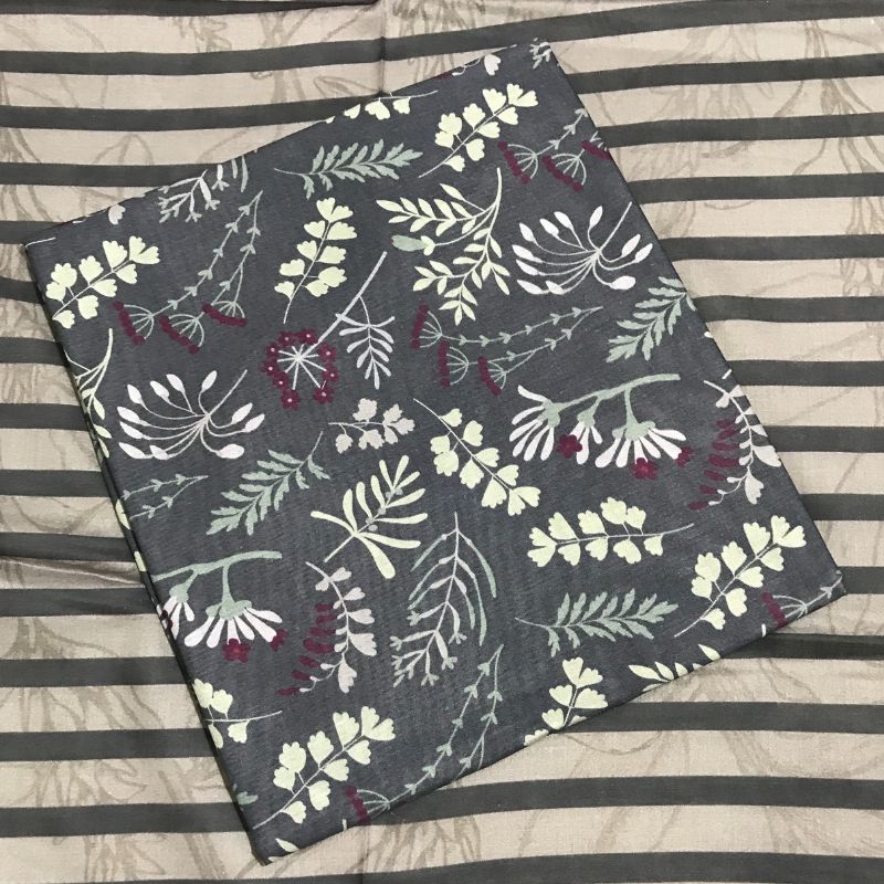 2 Pc Unstitched Lawn - HL2P02